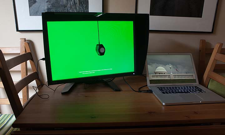 measuring the display colour