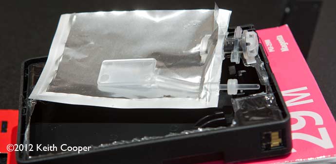 inside of ink bag for canon ink cartridge