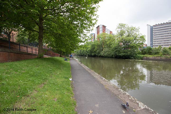 view along the canal at Leicester