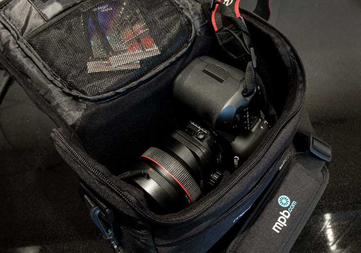 camera bag with 5Ds and TS-E17mm