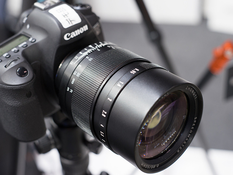 mitakon 50mm f/0.95