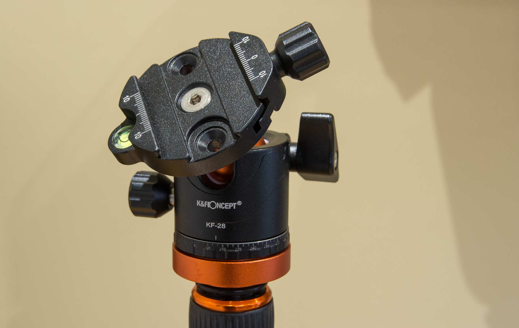 head-mount-and-level