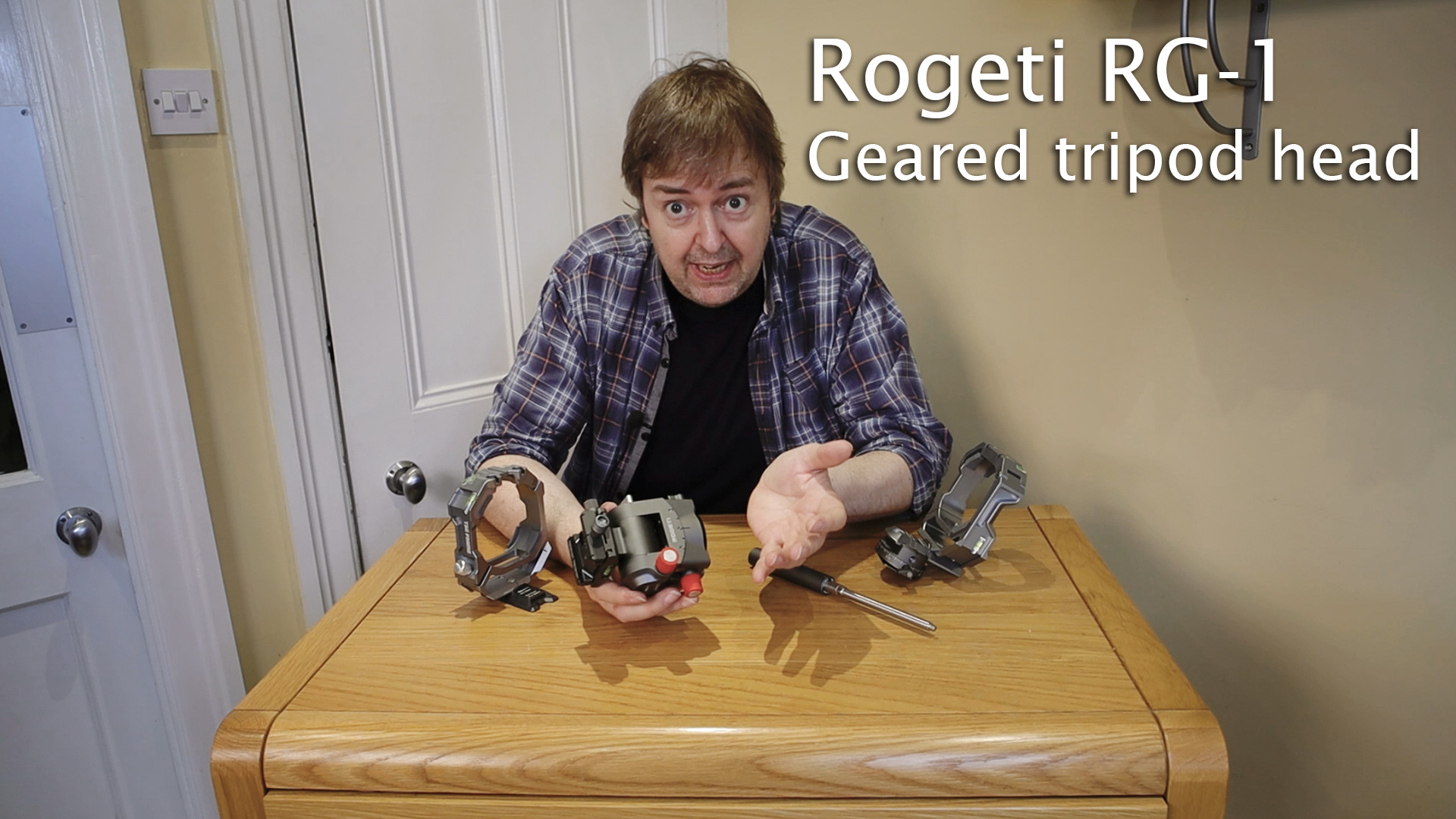 Rogeti RG-1 video