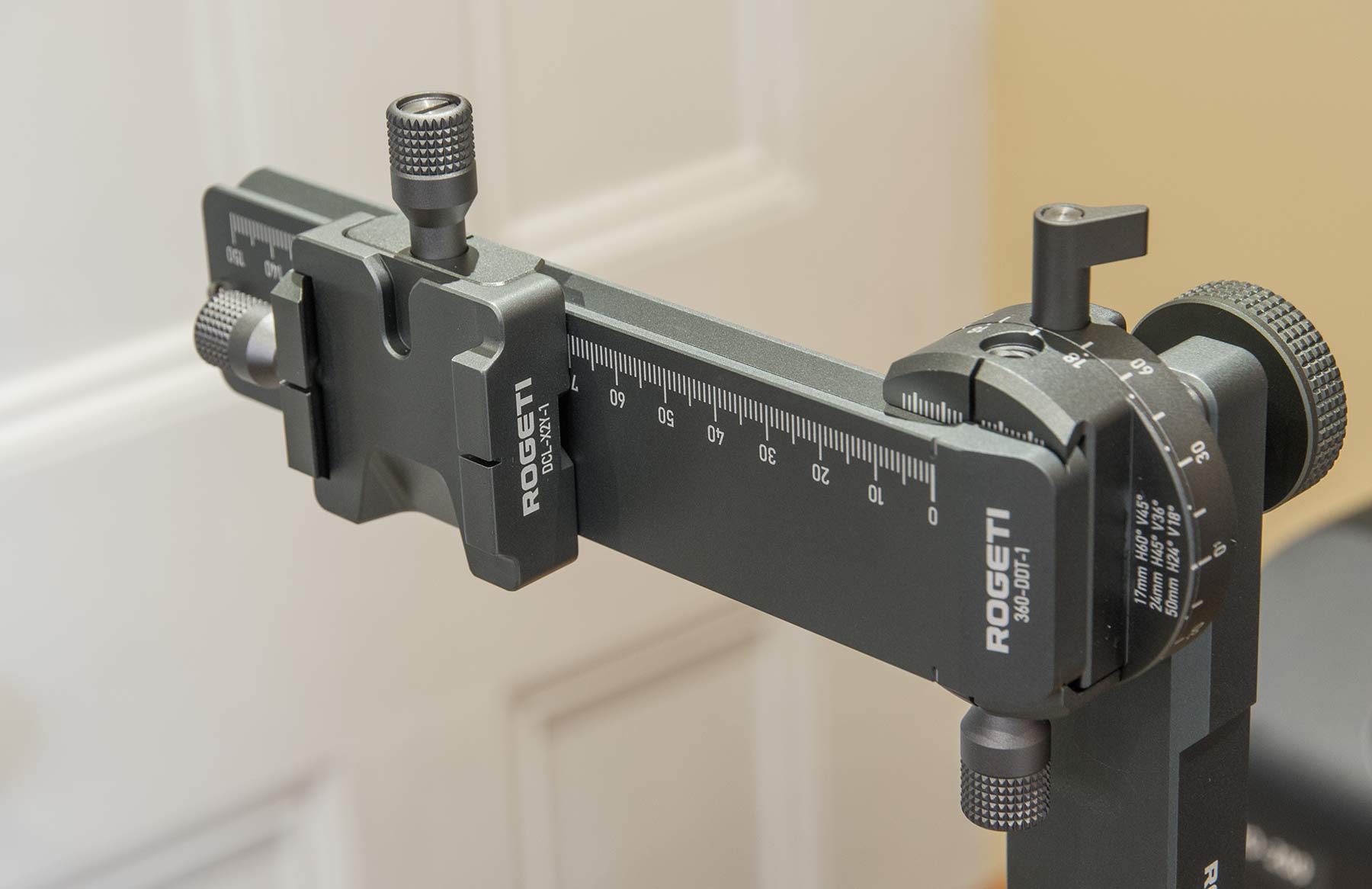 camera-x-y-plate