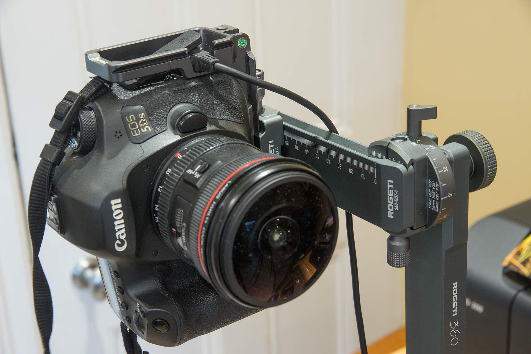 camera-fitted-front