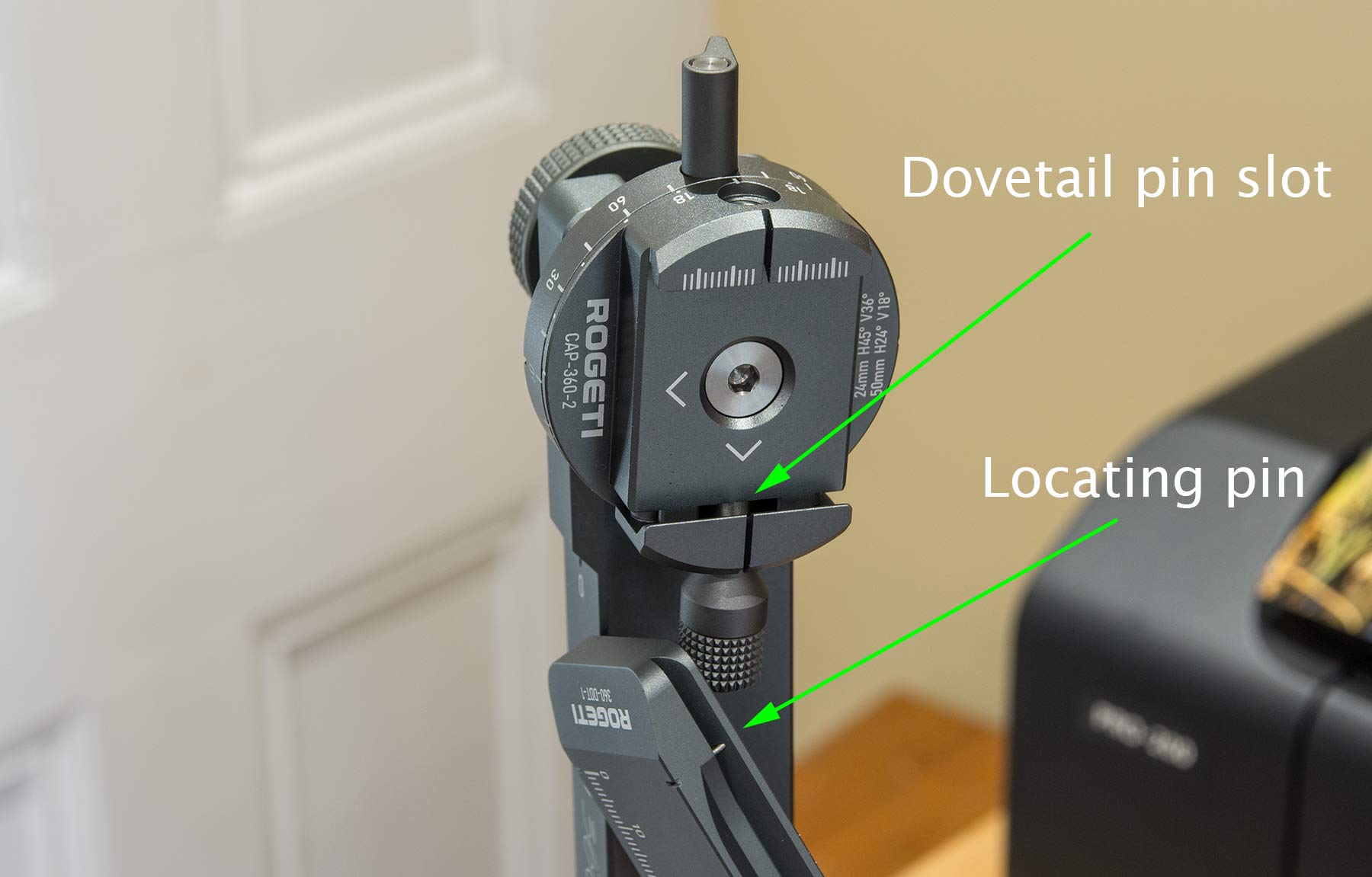 top-bar-fitting-slot