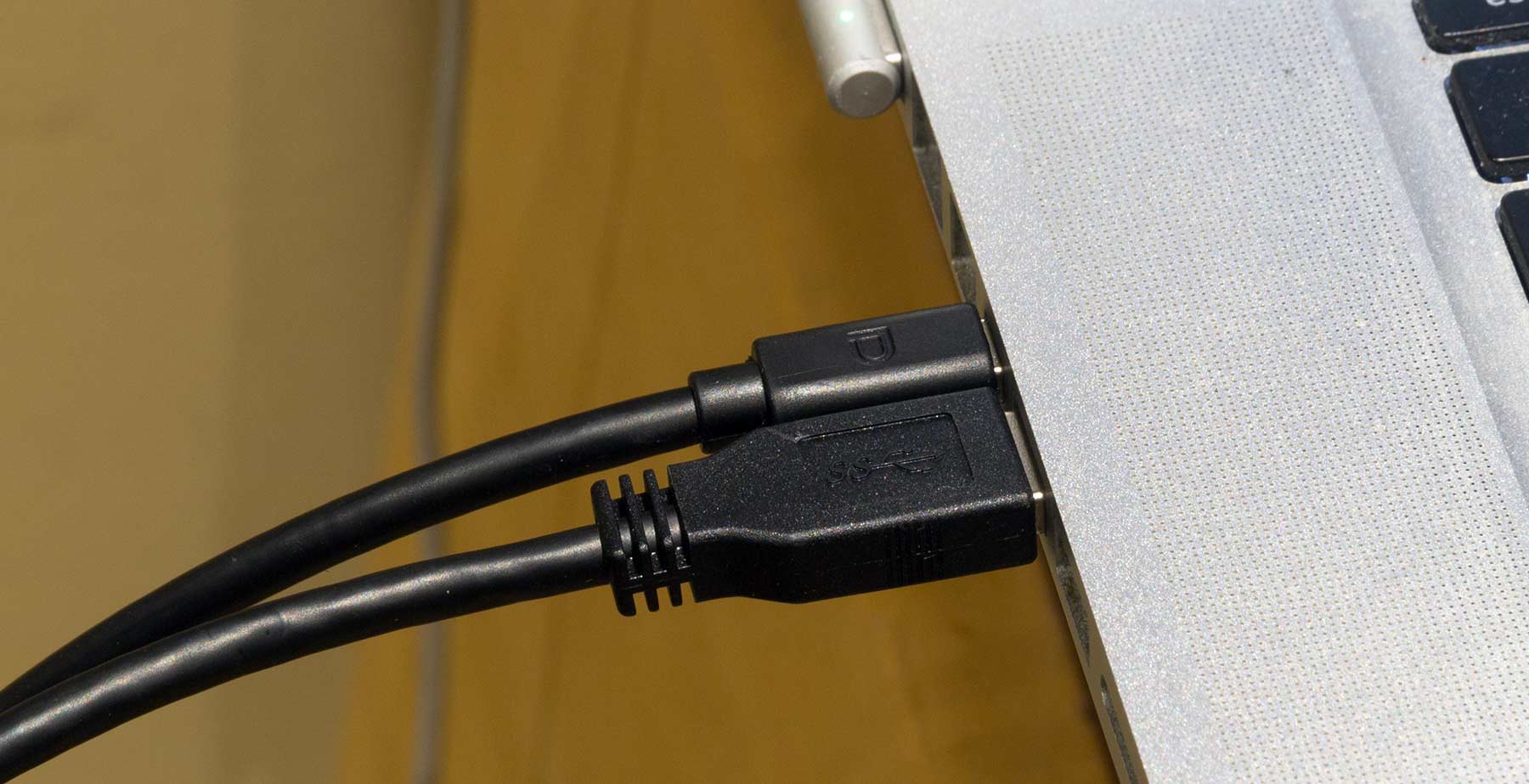 laptop-connection