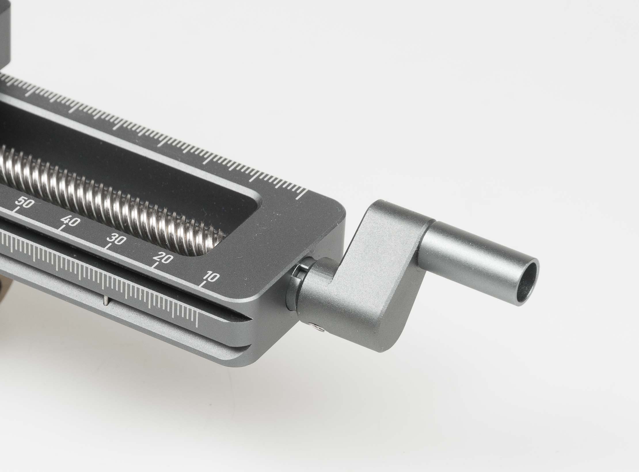 control-handle-and-pin