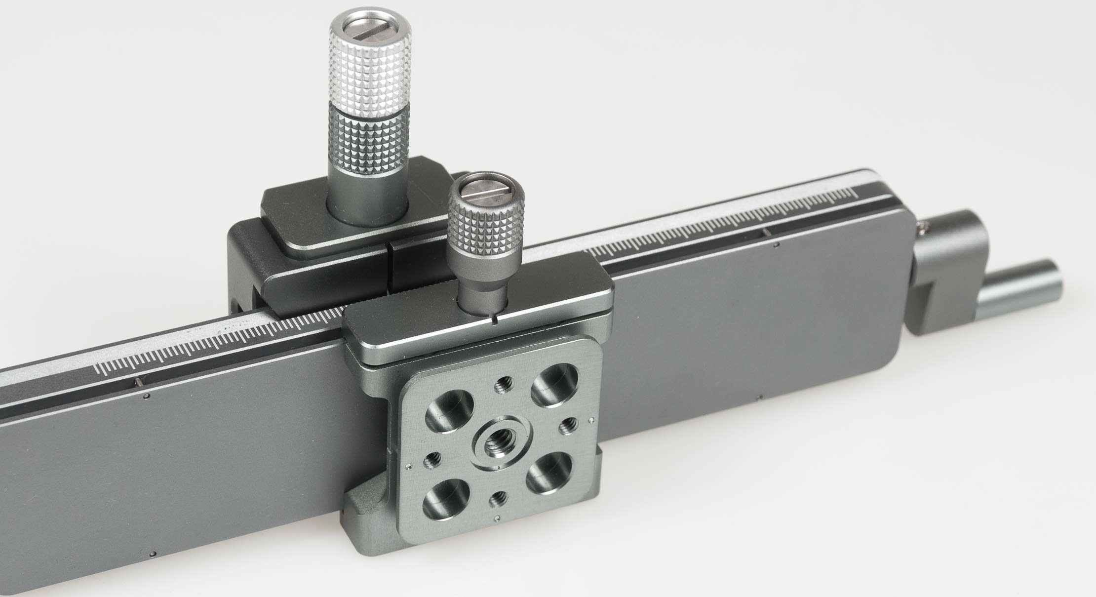 x-y-plate-bottom