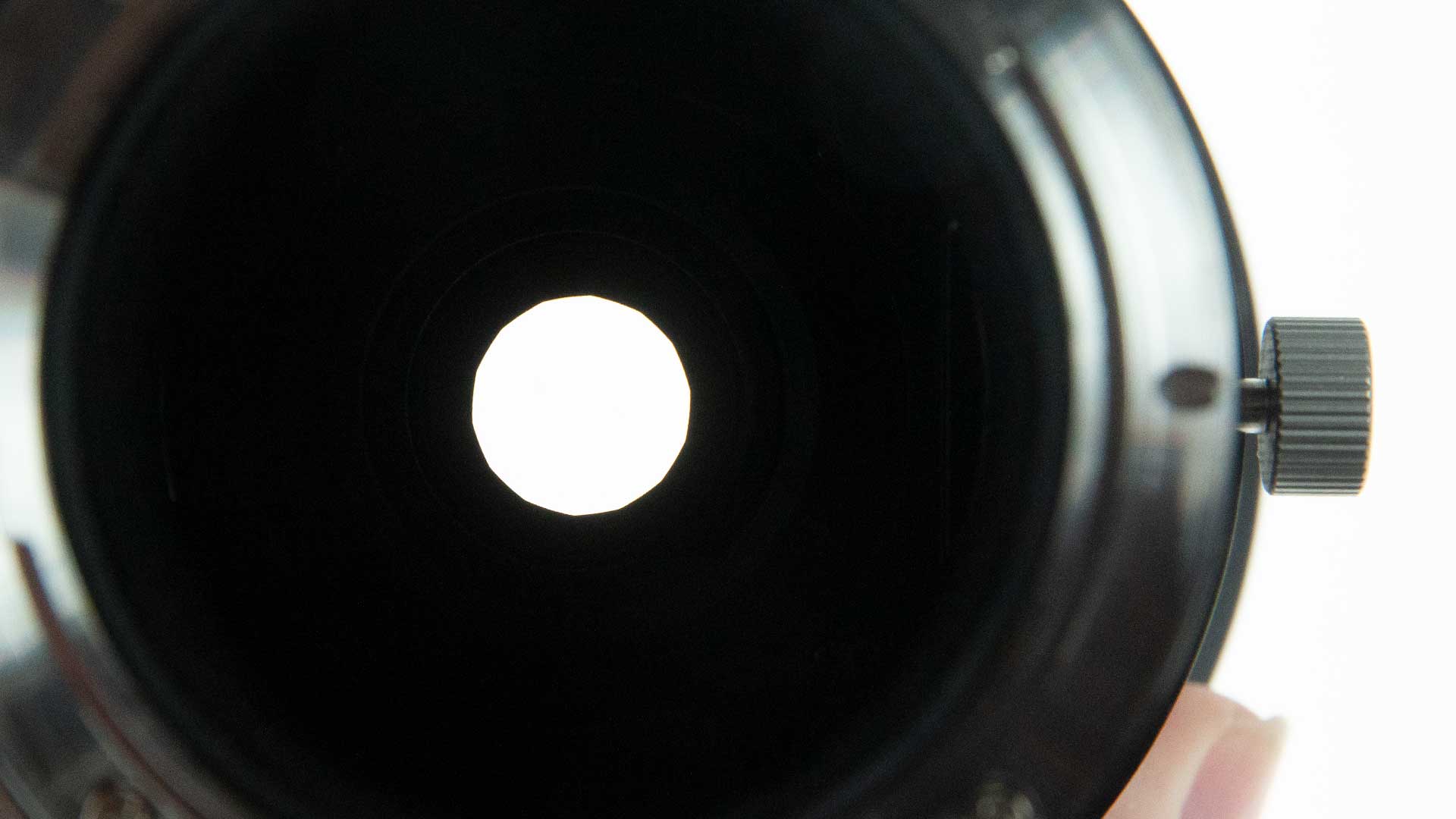 aperture-blades