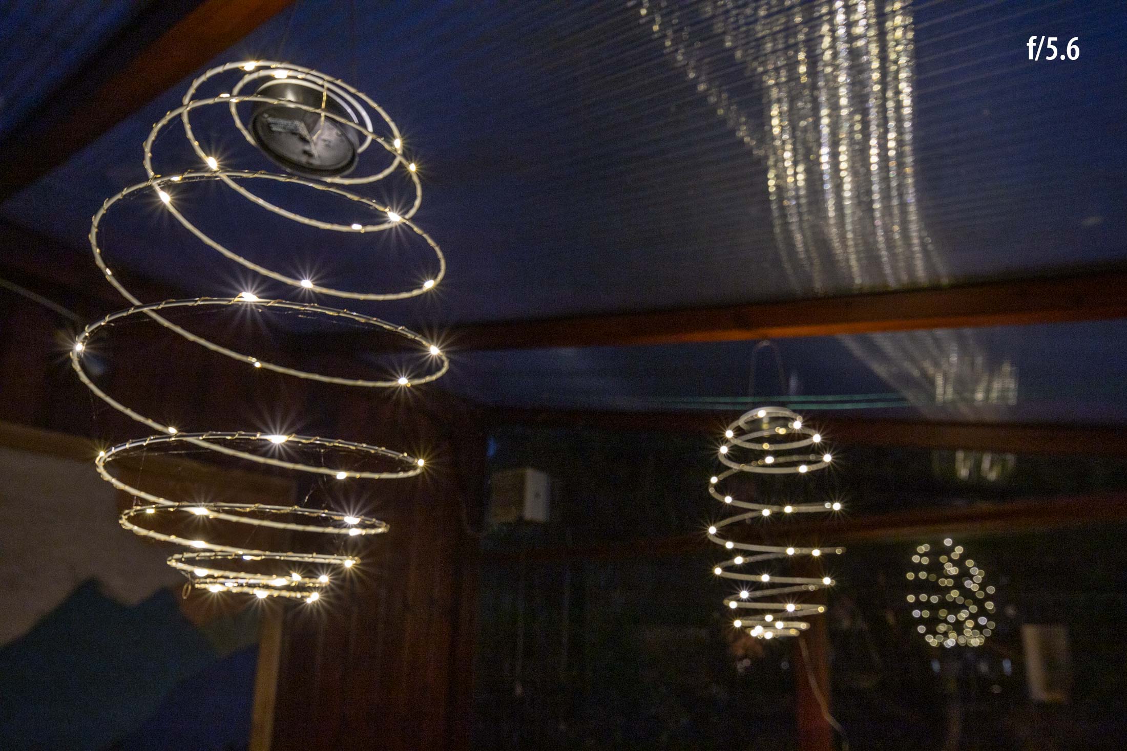 lights f/5.6